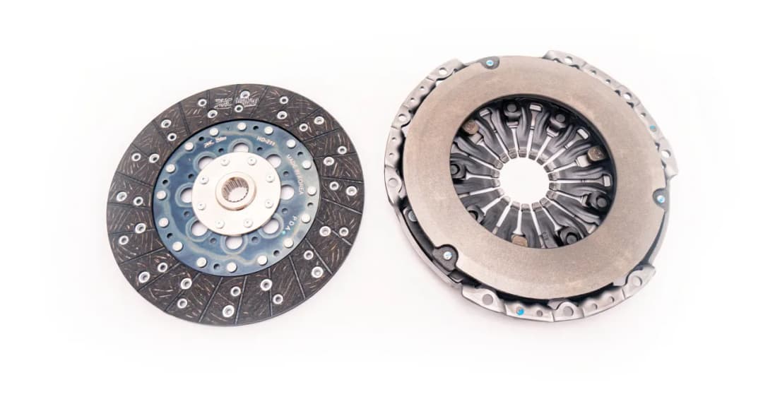 Objawy kończącego się sprzęgła, które mogą zaskoczyć każdego kierowcę