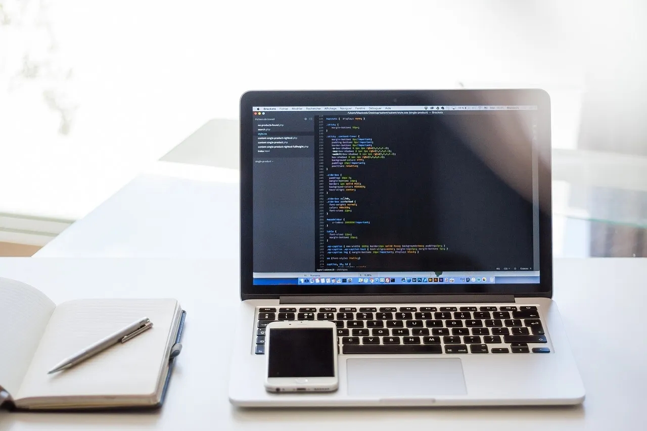 Fullstack w 3 tygodnie: rzeczywistość czy fikcja dla TikToka?