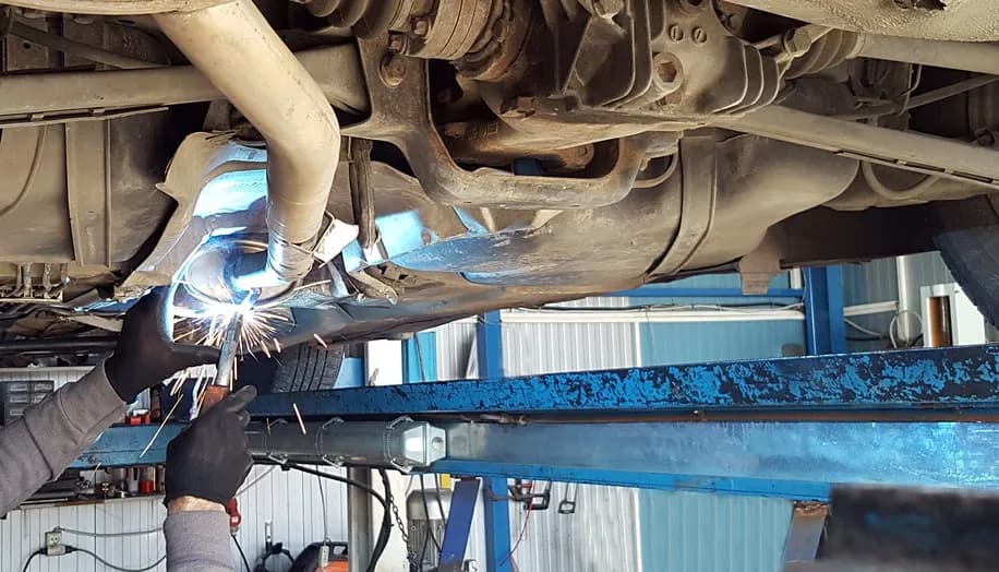 Jak zlikwidować rezonans wydechu i cieszyć się ciszą w samochodzie