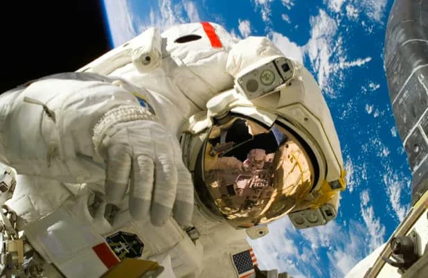 Eksploracja kosmosu i komercyjne podróże kosmiczne